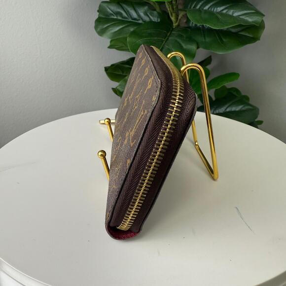 💎✨LIMITED EDITION Louis Vuitton Monogram Canvas Long Wallet Fuchsia - Picture 2 of 6